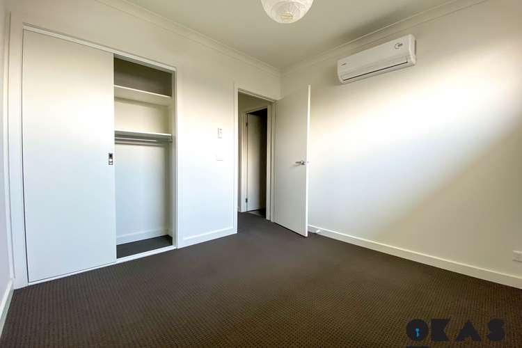 Fifth view of Homely house listing, 2/45 Hatchlands Drive, Deer Park VIC 3023