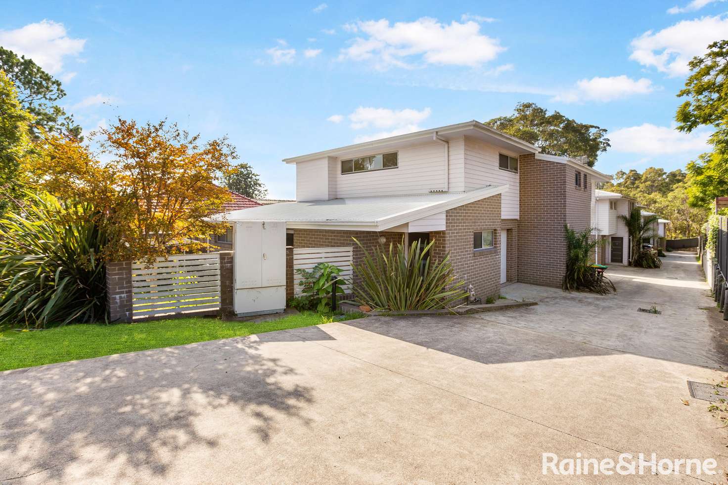 Main view of Homely townhouse listing, 1/50 Moore Street, Birmingham Gardens NSW 2287