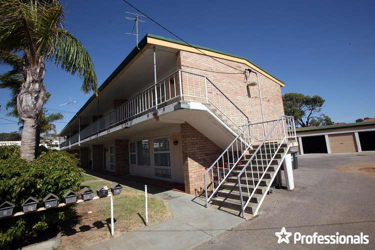 Main view of Homely unit listing, 2/7 Shenton Street, Geraldton WA 6530
