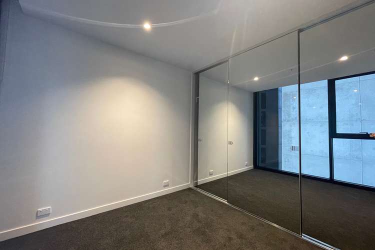 Fourth view of Homely apartment listing, 2303/251 City Road, Southbank VIC 3006
