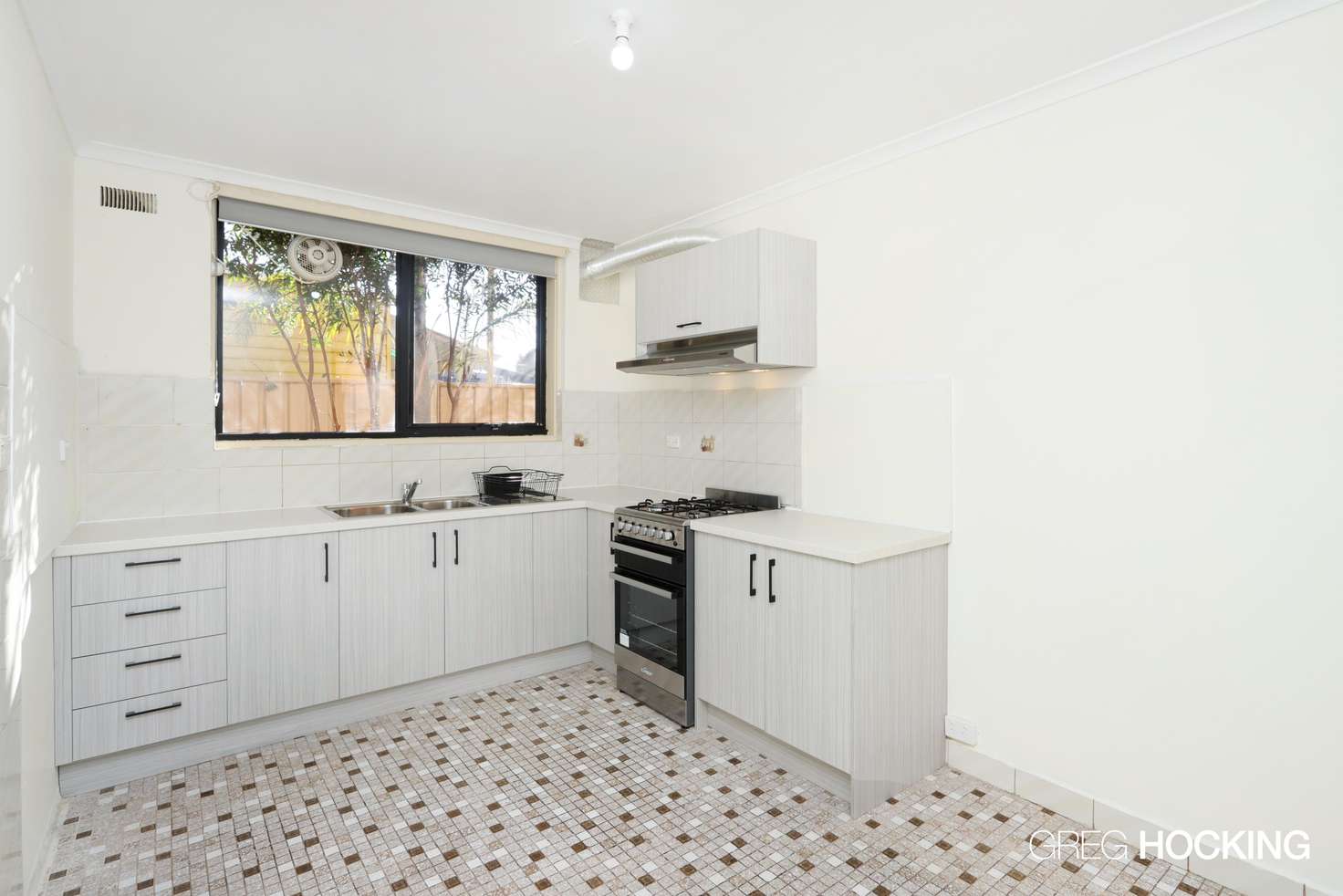 Main view of Homely apartment listing, 1/32 Eldridge Street, Footscray VIC 3011