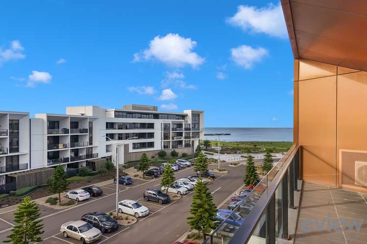 309/50 Catamaran Drv, Werribee South VIC 3030