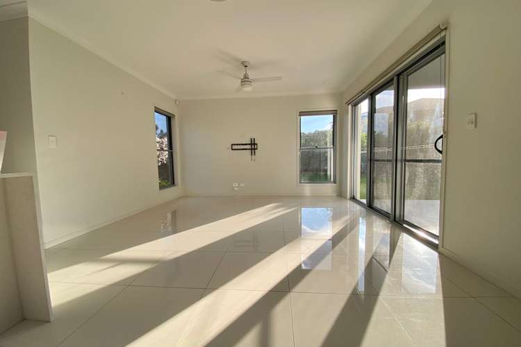 Second view of Homely house listing, 2 Wraight Street, Pimpama QLD 4209