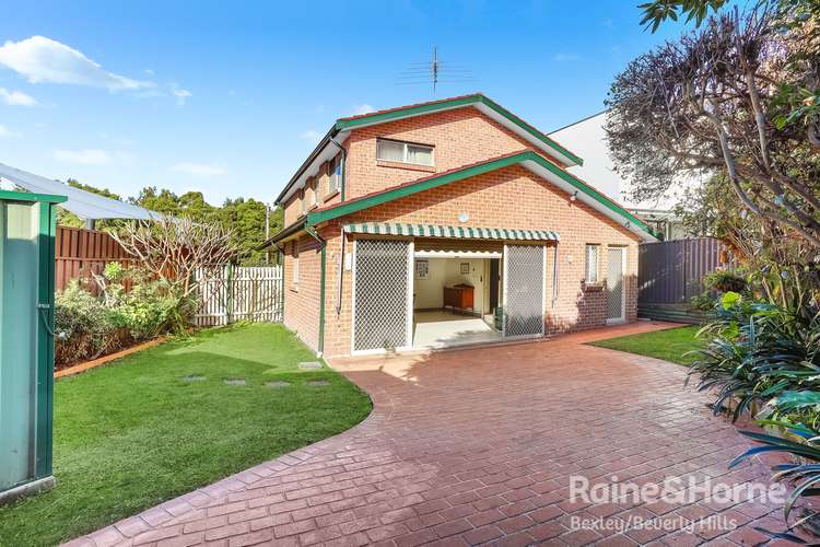 2a Carbethon Crescent, Beverly Hills NSW 2209