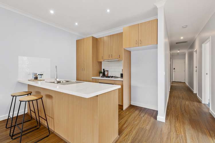 Main view of Homely unit listing, 2/3b Indwe Street, West Footscray VIC 3012