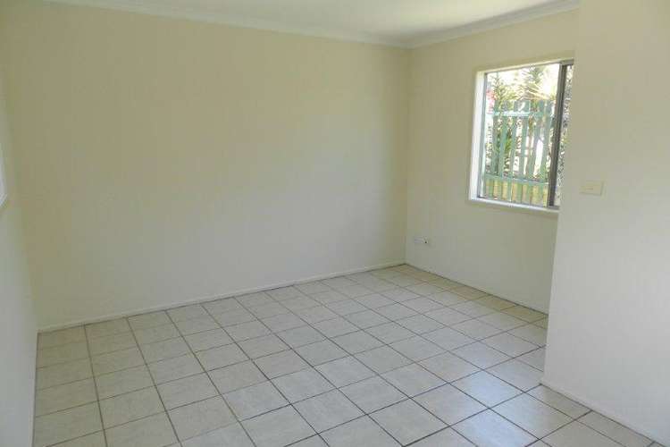 Third view of Homely unit listing, 2/131 TOOLOOA ST, South Gladstone QLD 4680