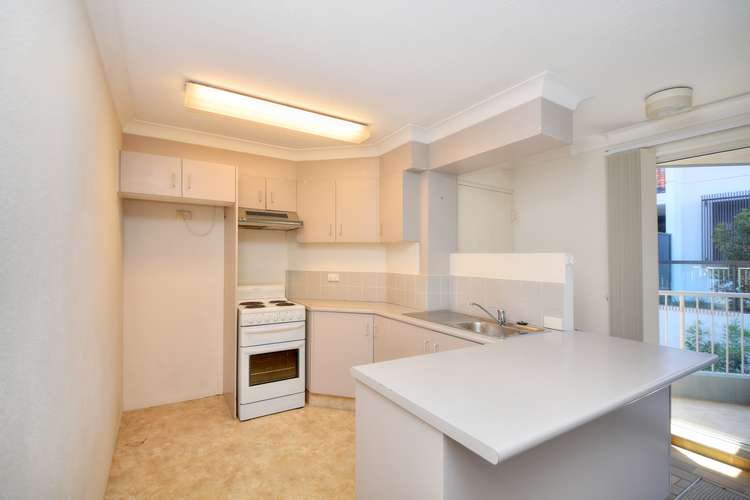 Fifth view of Homely unit listing, 4/10 Second Avenue, Broadbeach QLD 4218