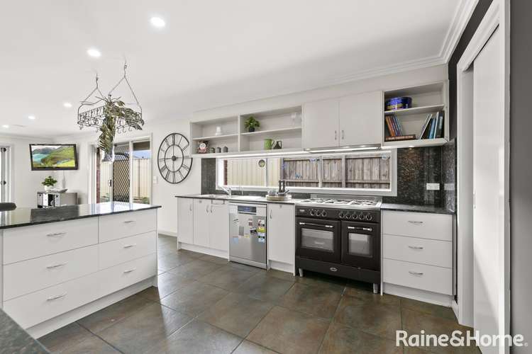 Third view of Homely house listing, 8 Wannon Place, Taylors Hill VIC 3037