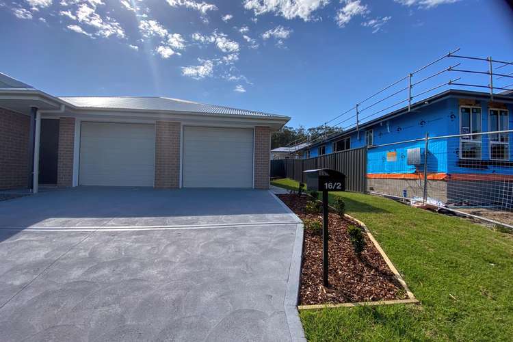 2/16 Cinnamon Way, Morisset NSW 2264