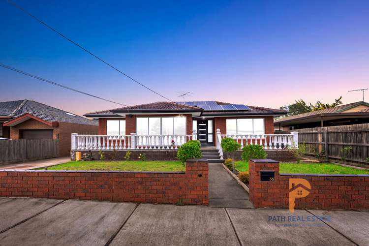 35 Winslow Crescent, Deer Park VIC 3023