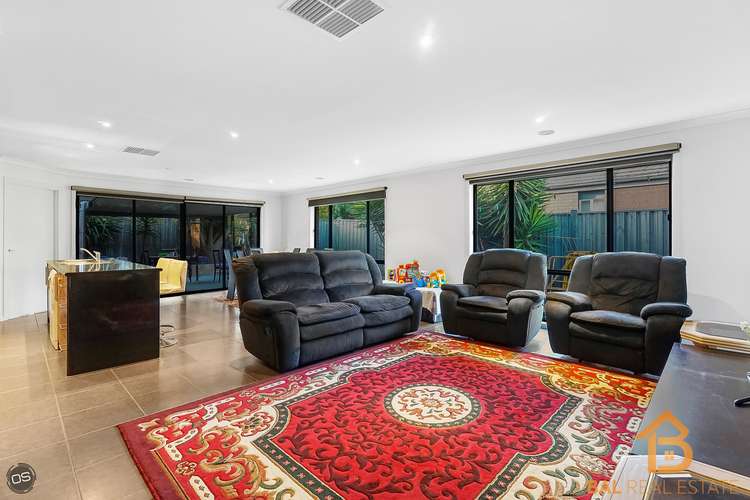 Fifth view of Homely house listing, 3 Greenfinch Court, Williams Landing VIC 3027