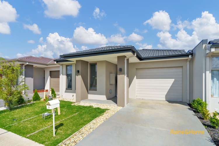 9 Cochin Drive, Clyde North VIC 3978