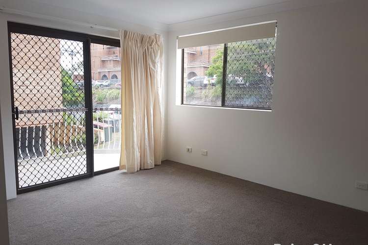 Fourth view of Homely unit listing, 2/33 Grove Street, Toowong QLD 4066