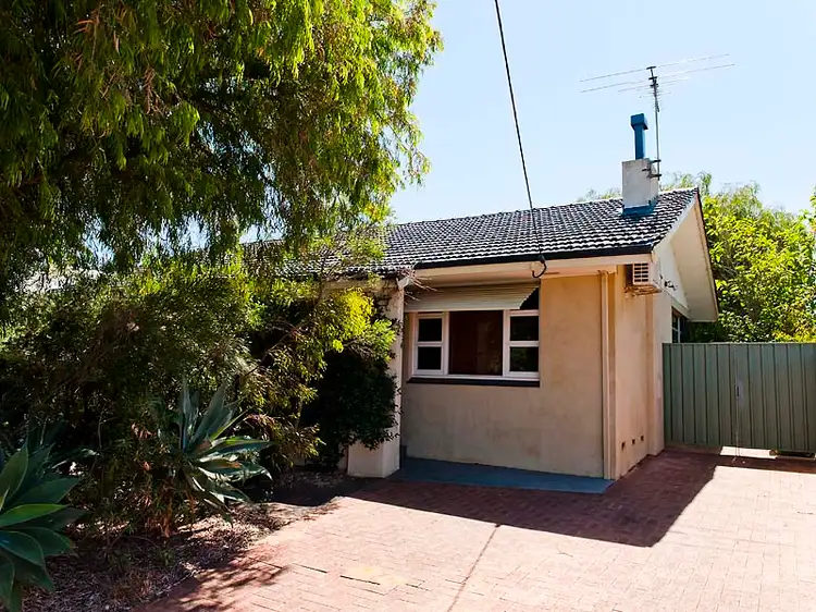 18 Shepherd Street