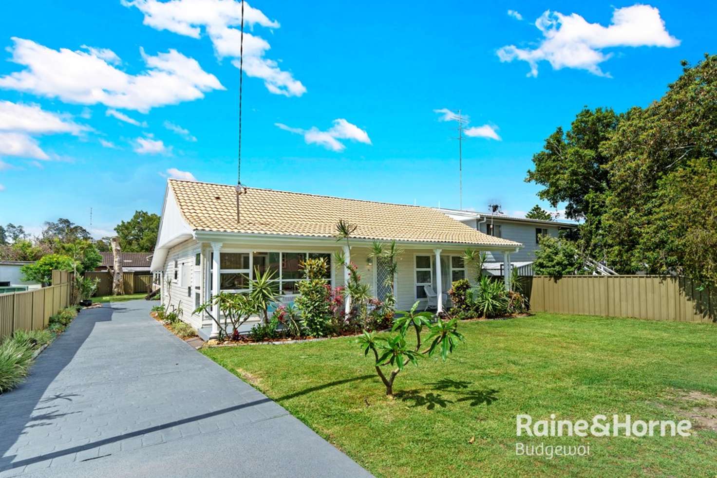 Main view of Homely house listing, 11 Tenth Ave, Budgewoi NSW 2262