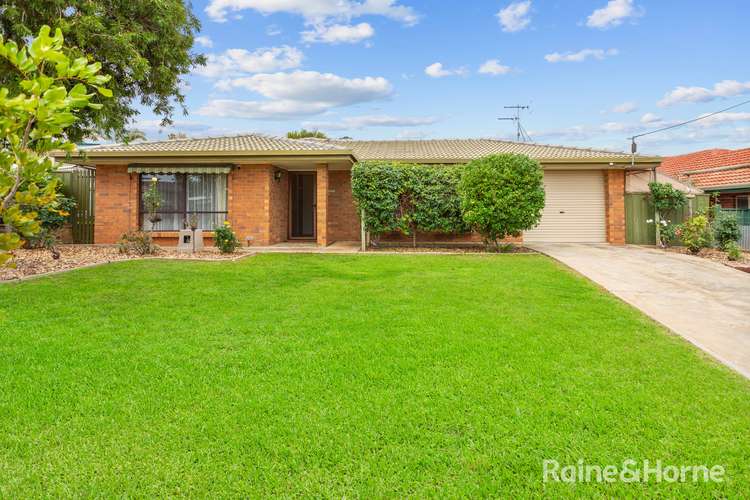 12 Trelawney Crescent, Huntfield Heights SA 5163