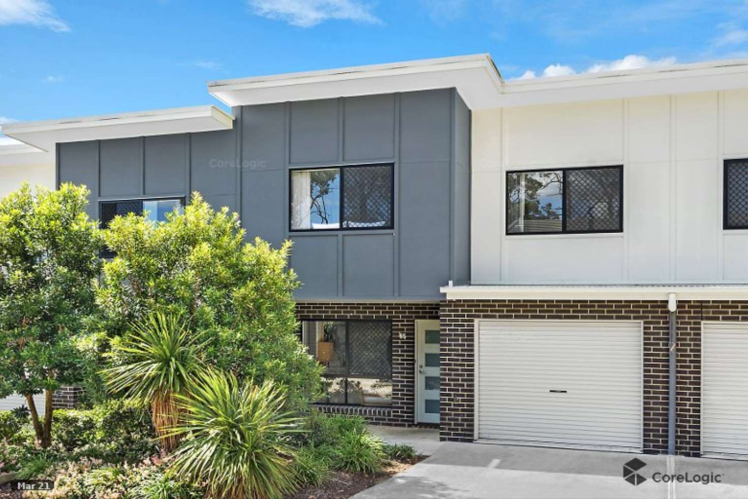 Main view of Homely townhouse listing, 49/131 Rockfield Road, Doolandella QLD 4077