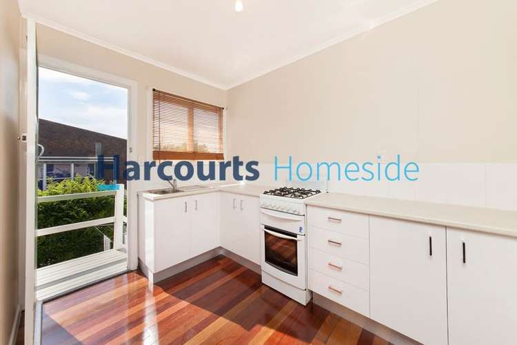 Main view of Homely unit listing, 3/24-26 Qualtrough Street, Woolloongabba QLD 4102