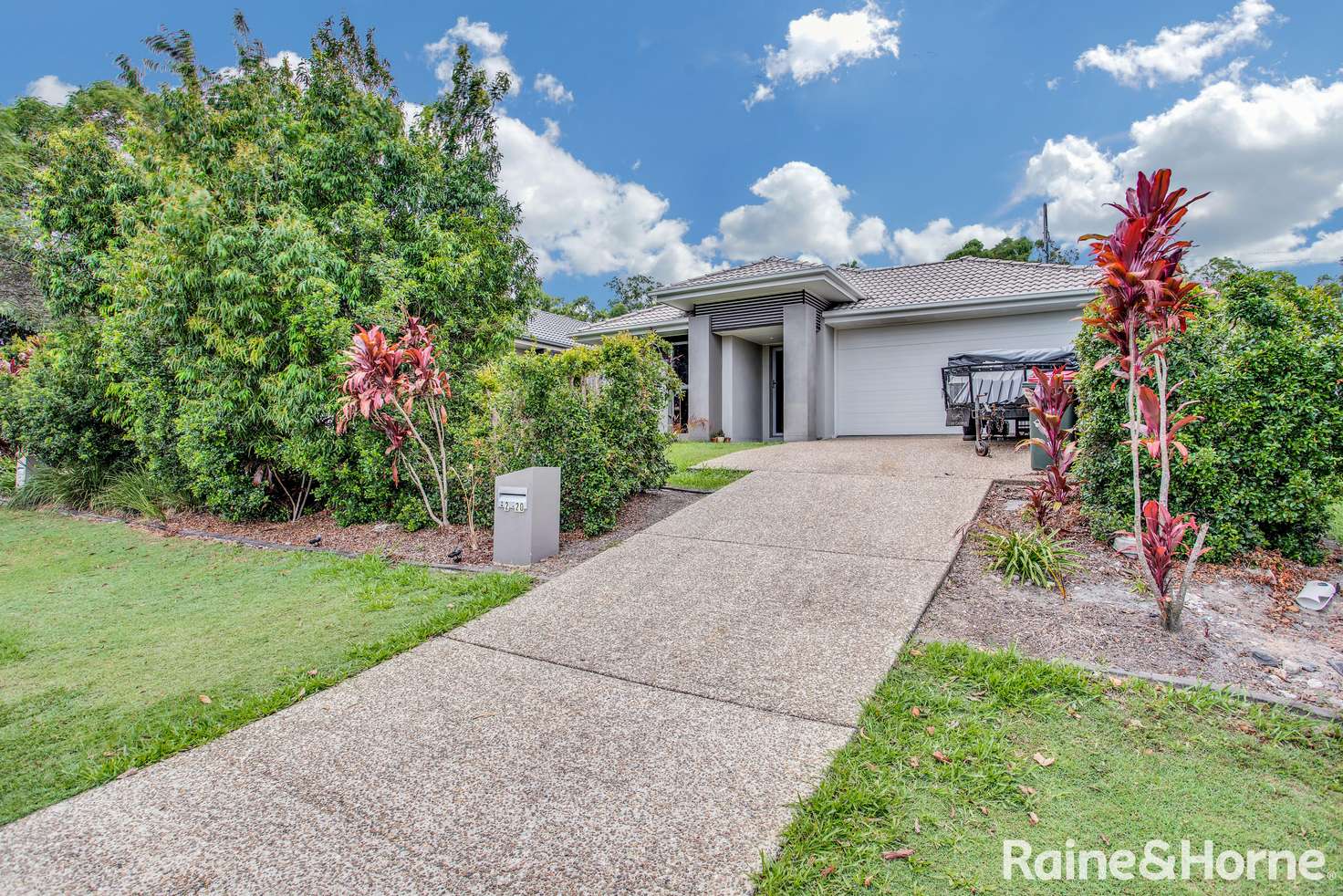 Main view of Homely unit listing, 2/20 Water Gum Crescent, Ningi QLD 4511