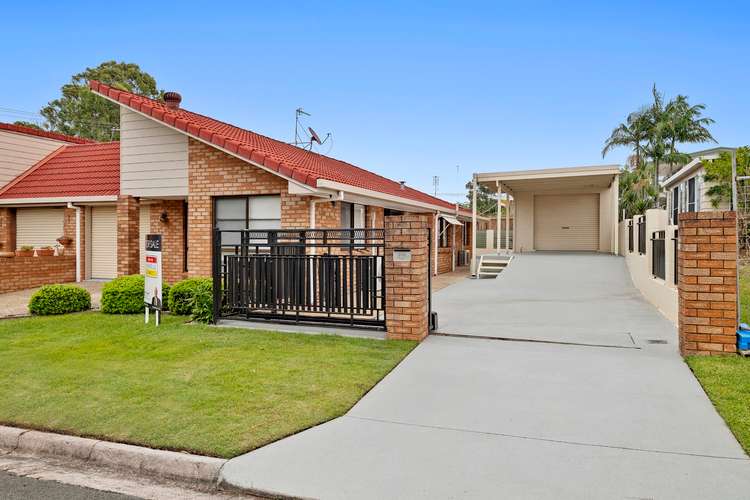 Second view of Homely semiDetached listing, 2/15 Miranda Street, Aroona QLD 4551