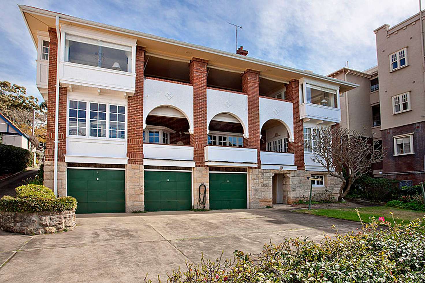 Main view of Homely apartment listing, 2/15 Shellcove Road, Neutral Bay NSW 2089