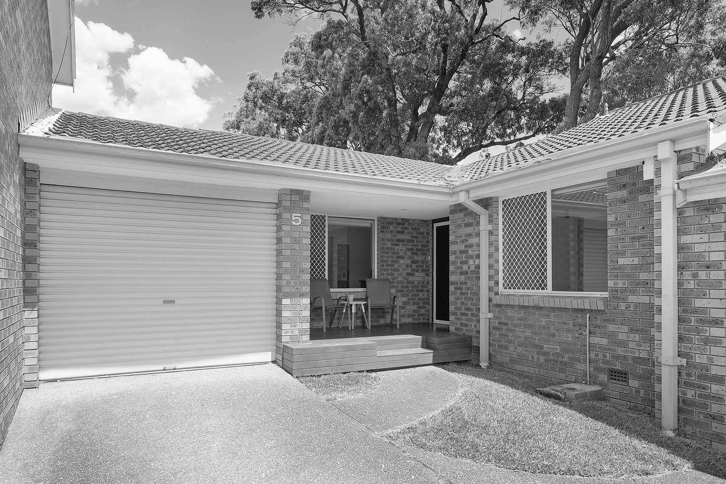 Main view of Homely villa listing, 5/87-93 Yathong Road, Caringbah NSW 2229