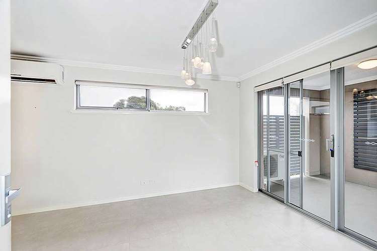 Seventh view of Homely apartment listing, 5/122 Rockingham Road, Hamilton Hill WA 6163
