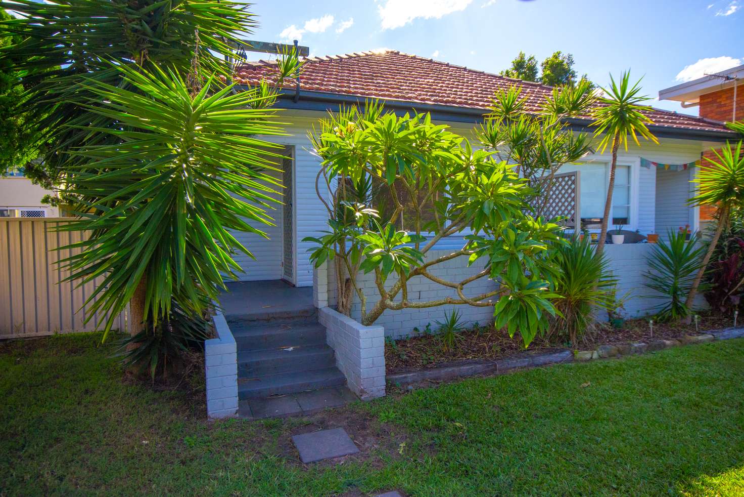 Main view of Homely semiDetached listing, 2/209 Bay Road, Toowoon Bay NSW 2261