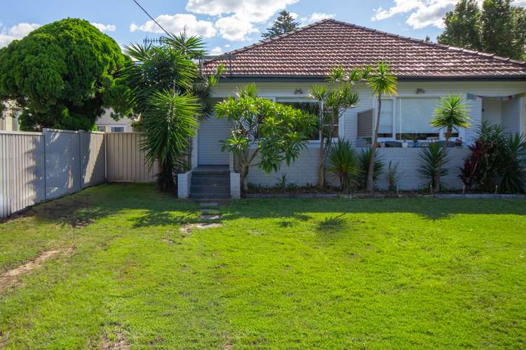 Second view of Homely semiDetached listing, 2/209 Bay Road, Toowoon Bay NSW 2261