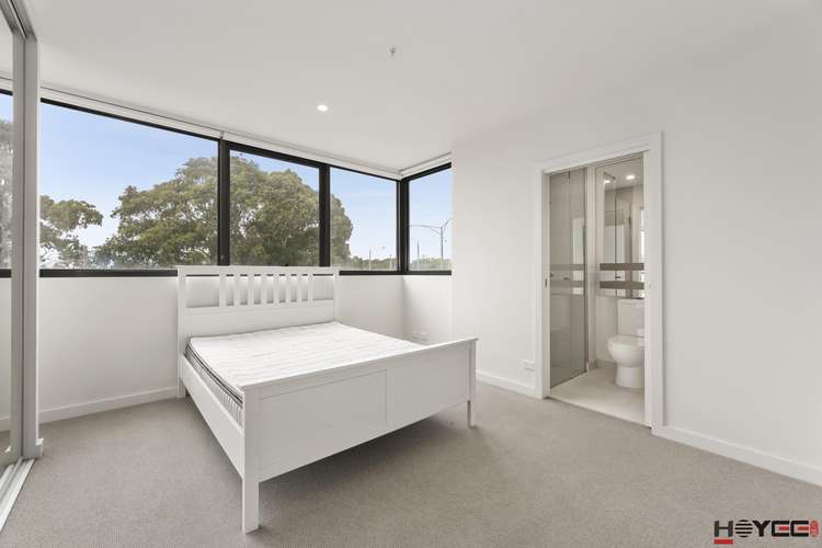 Fifth view of Homely apartment listing, 205A/399 Burwood Highway, Burwood VIC 3125