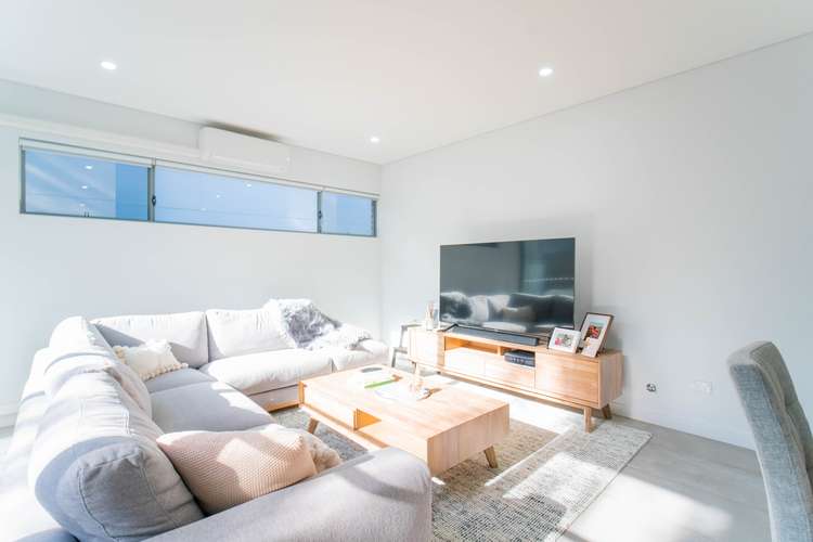 Second view of Homely apartment listing, 13/4 Hugh Avenue, Peakhurst NSW 2210