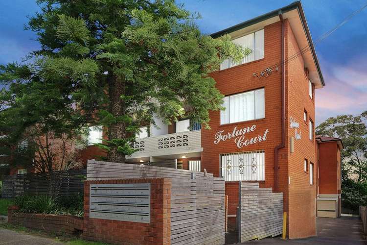 Main view of Homely unit listing, 15/11 St Albans Road, Kingsgrove NSW 2208