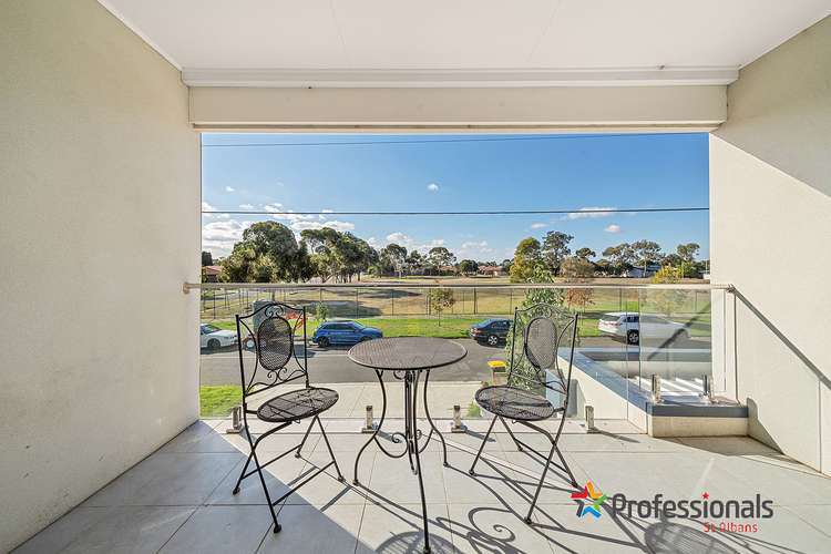 Main view of Homely townhouse listing, 139B Fox Street, St Albans VIC 3021