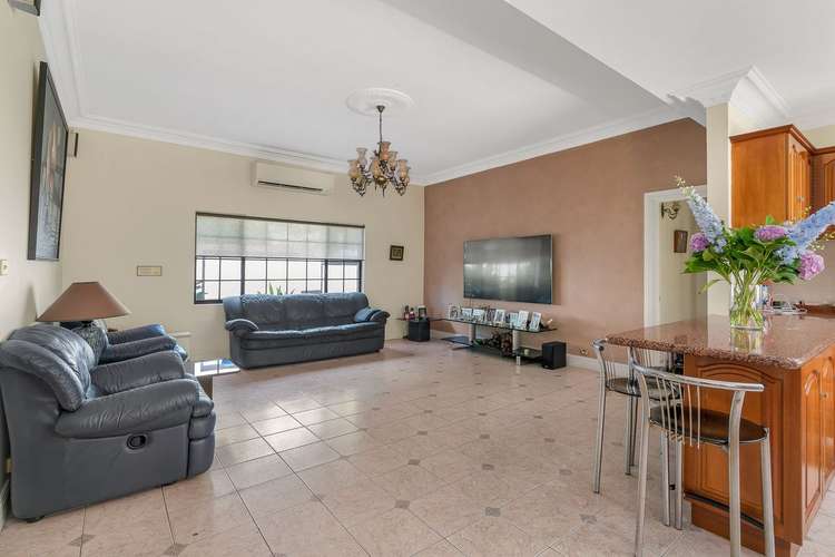 Sixth view of Homely house listing, 2 Hardy Street, North Bondi NSW 2026