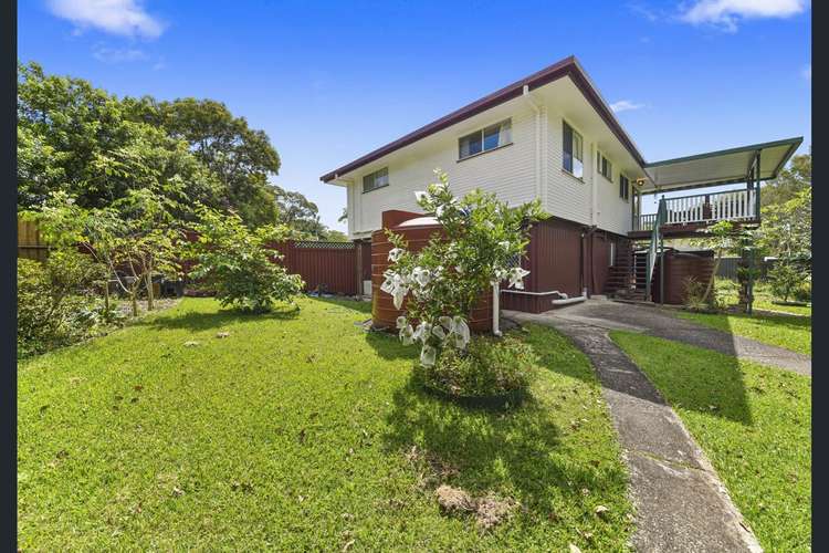 Second view of Homely house listing, 25 Penson Court, Kallangur QLD 4503