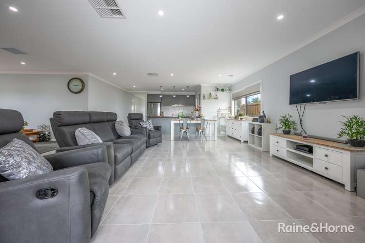 Fifth view of Homely house listing, 16 Cannon Court, Sunbury VIC 3429