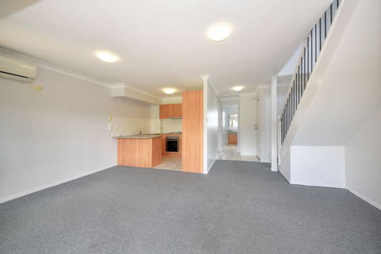 Fifth view of Homely unit listing, 18/8-12 Whitby Street, Southport QLD 4215