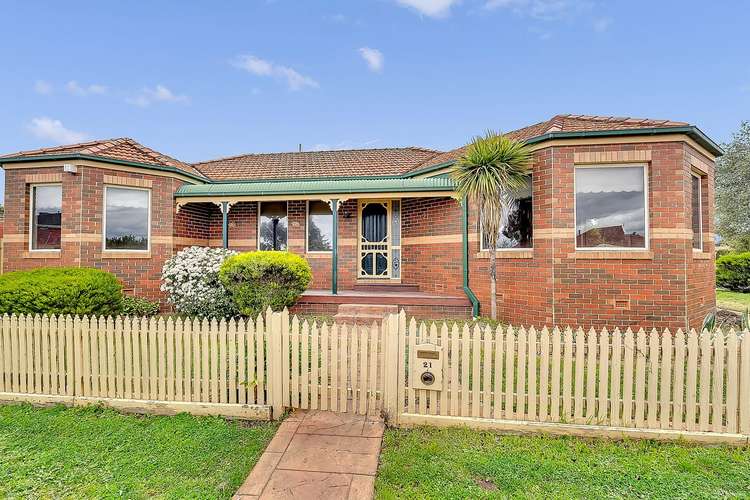 21 Jamieson Close, Roxburgh Park VIC 3064