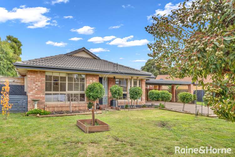 Second view of Homely house listing, 4 Ainsdale Court, Sunbury VIC 3429