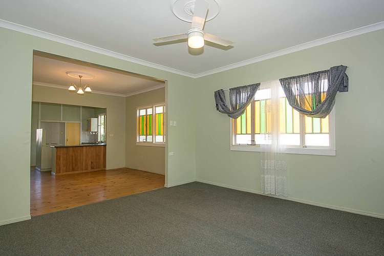 Sixth view of Homely house listing, 32 Steffensen Street, Svensson Heights QLD 4670