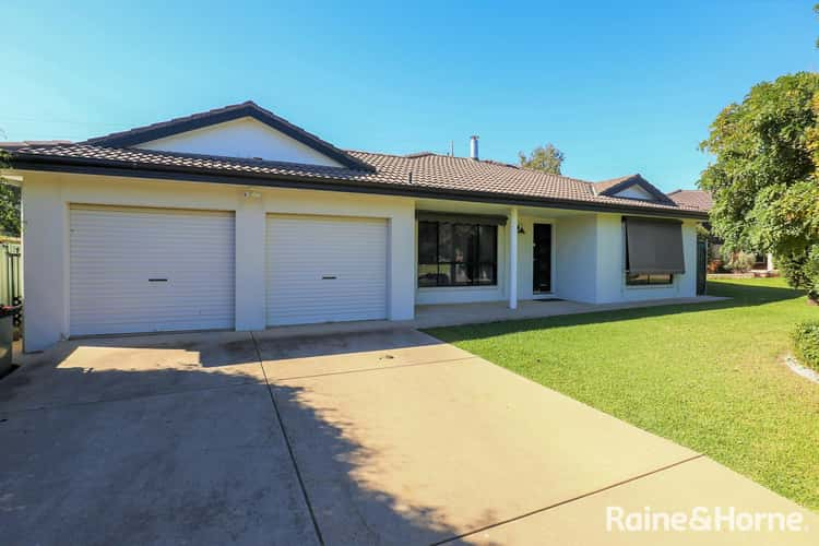 32 Boree Avenue, Forest Hill NSW 2651