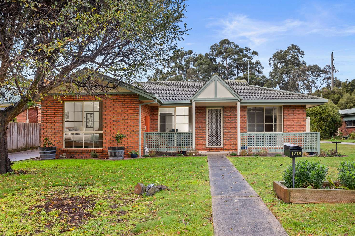 Main view of Homely unit listing, 1/18-19 Clinton Court, Leongatha VIC 3953
