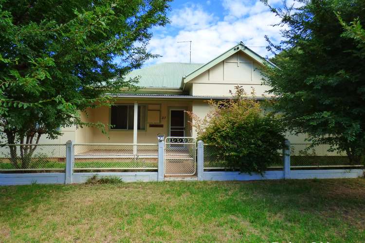 27 Bradley Street, Grenfell NSW 2810