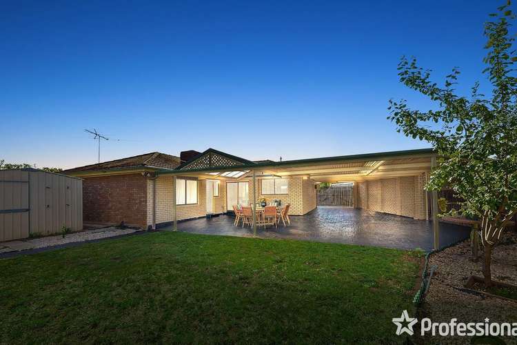 Sixth view of Homely house listing, 8 Newark Court, Albanvale VIC 3021