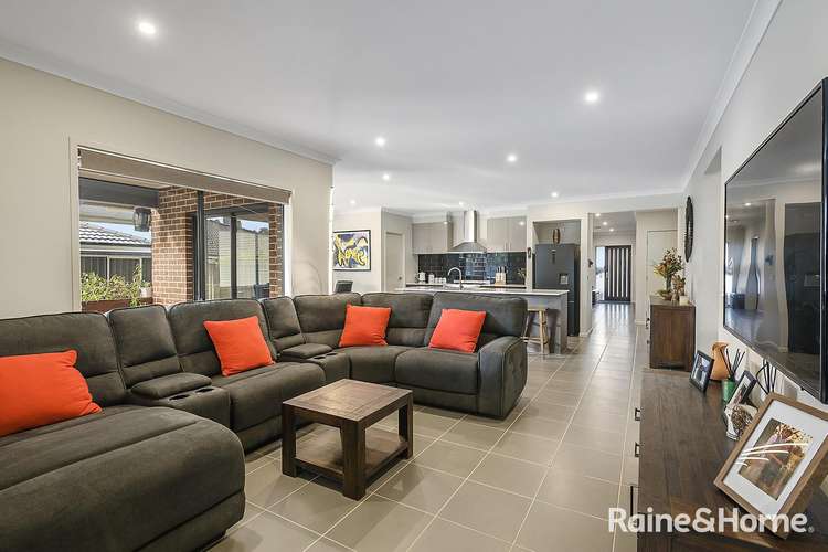 Second view of Homely house listing, 3 Kelly Close, Kyneton VIC 3444