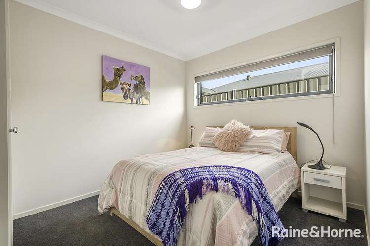 Sixth view of Homely house listing, 3 Kelly Close, Kyneton VIC 3444