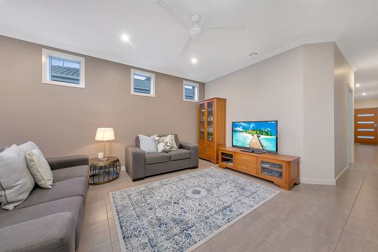 Fifth view of Homely house listing, 7 Kelway Street, Craigieburn VIC 3064