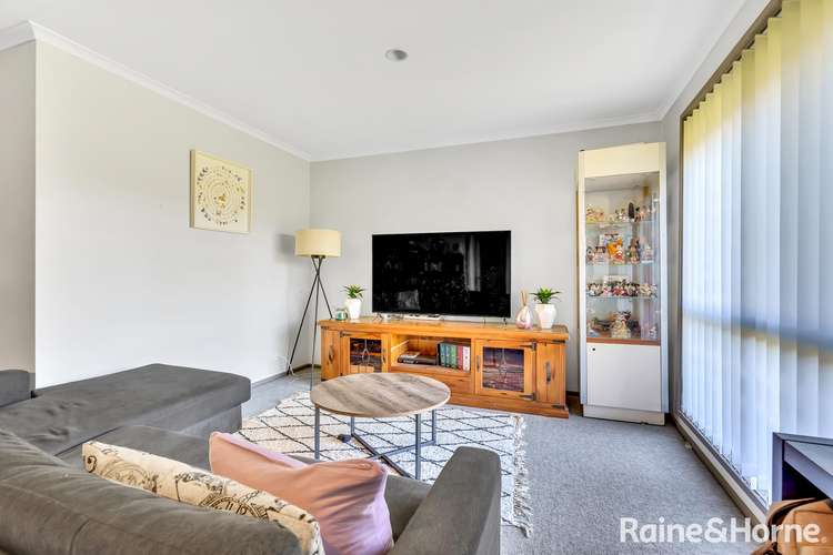 Sixth view of Homely house listing, 8 Manning Court, Sunbury VIC 3429