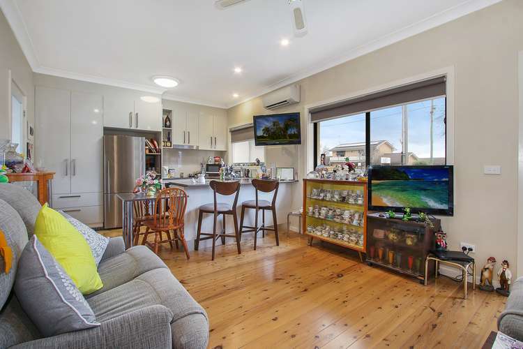 Second view of Homely unit listing, 1/432 Olive Street, Albury NSW 2640