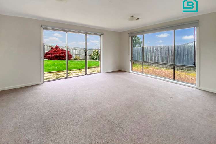 Fifth view of Homely house listing, 16 Berta Rise, Drouin VIC 3818